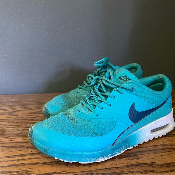 Nike Air Max Thea lightweight running shoes WMNS sz 6.5 - Picture 1 of 8